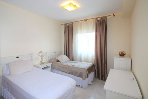 Main Home 28 Marbella / Aloha