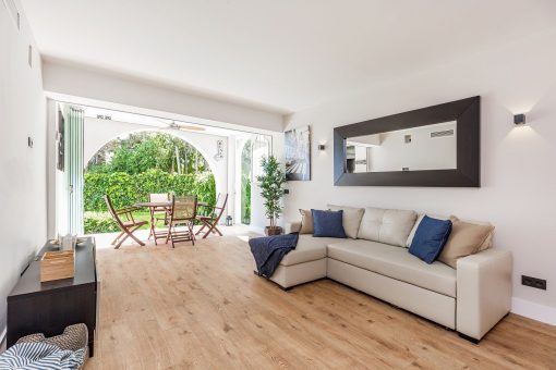 Main Home 17 Estepona Beachside Apartment